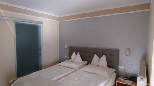 HOTELZIMMER NACHHER